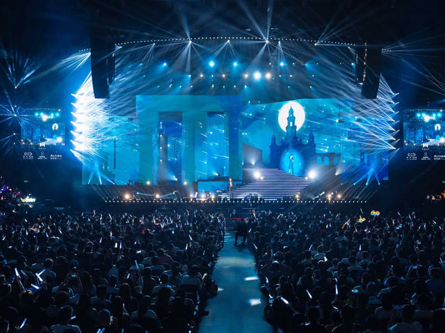 Curtain Call of Dreams: Leon Lai's Stage 