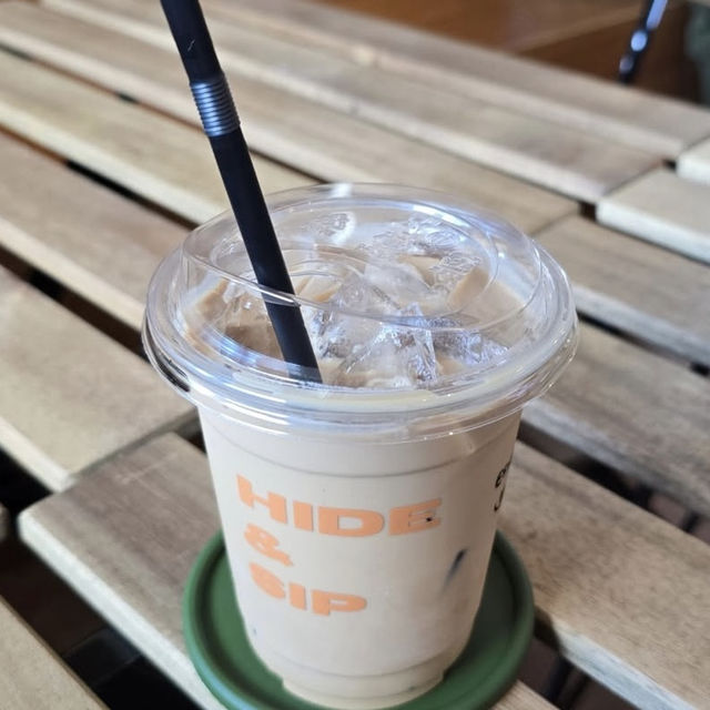 🌿 Hide and Sip Coffee คาเฟ่เล็กๆ 