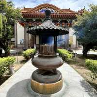Solo Traveler's Guide to Kek Lok Si Temple: Penang's Majestic Buddhist Wonder** 🏯