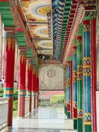 【ネパール・ルンビニ Great Drigung Lotus Stupa】チベット仏教の精髄が宿る鮮やかな寺院