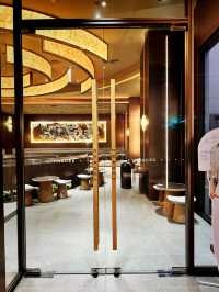 モダン茶屋で癒しの一杯 ― IOIで見つけた静かな贅沢