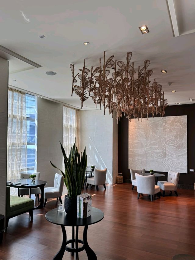 Rosewood Bangkok – A Sophisticated Urban Escape