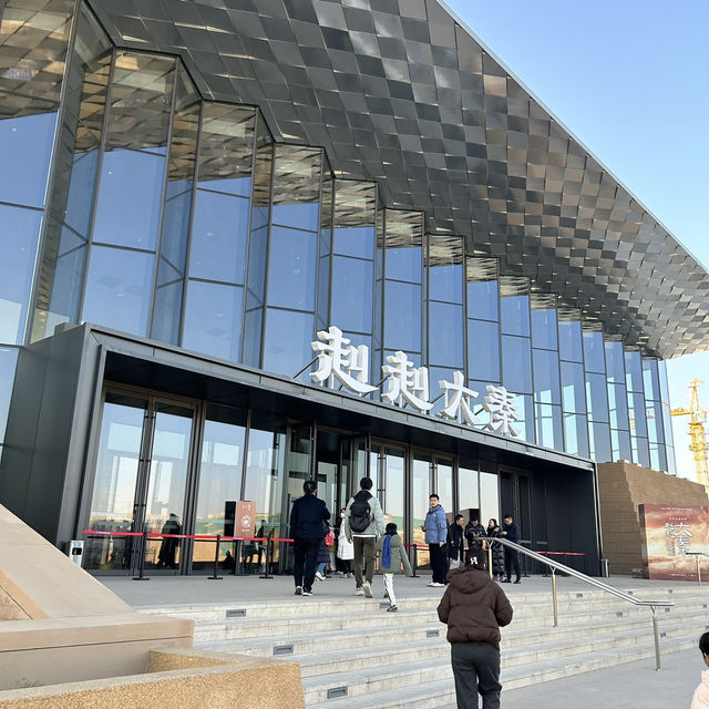 終於去咗西安大名鼎鼎嘅兵馬俑…. 實在係勁震撼