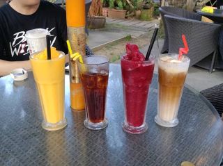 桃園新屋屋外カフェ-モネコーヒー