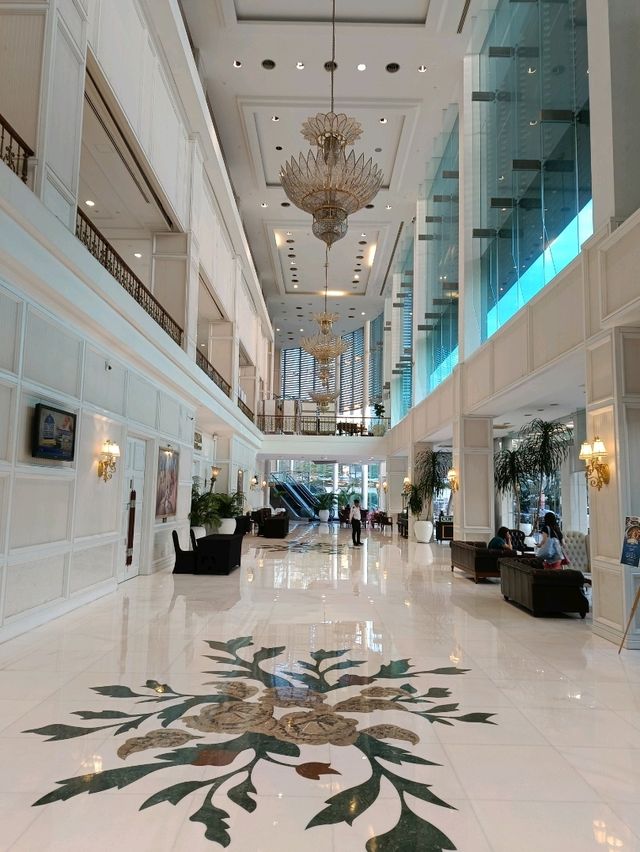 Royale Chulan Damansara, Mutiara Damansara. Royale Chulan Damansara, Mutiara Damansara.
