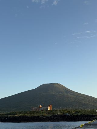Volcanic island Hachijojima -Reconnect with Nature