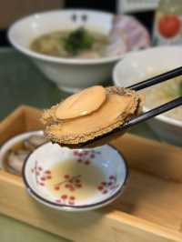 人氣雞白湯拉麵小店