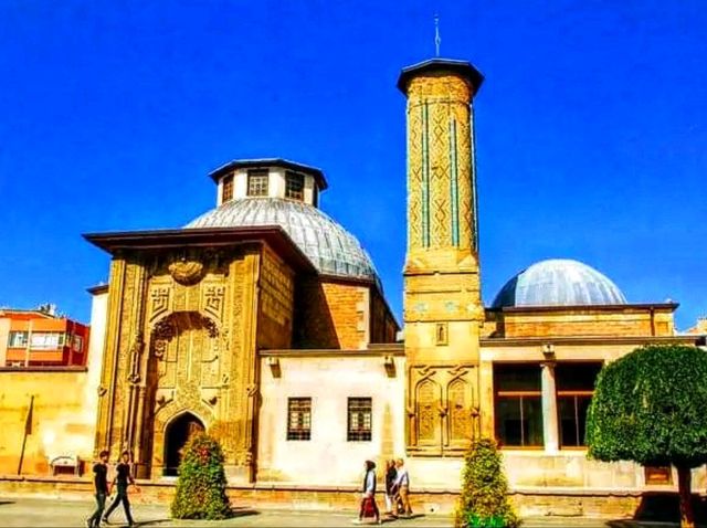 🏛️ İnce Minare Museum – A Masterpiece of Seljuk Stonework