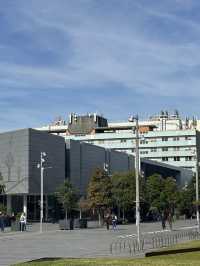 The University of Sydney: Where Historic Castles Meet Modern Creativity