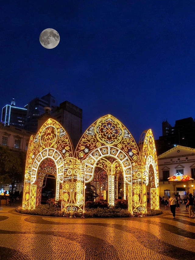 A Pearl in a Neon Sea: Macau's Modern Moonrise