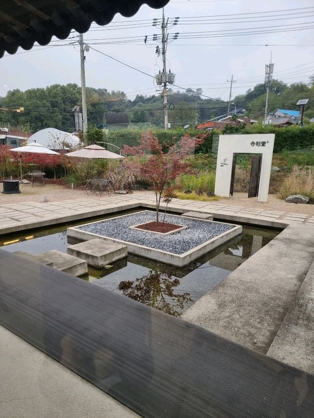 고즈넉한 분위기에, 카페 사리당