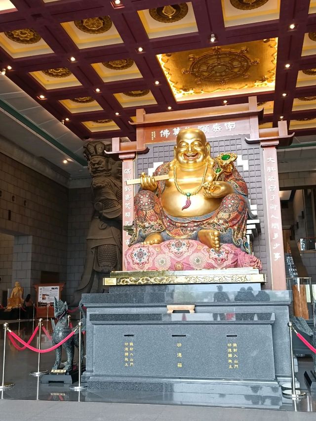 佛國淨土與落羽松秘境交織的南投中台禪寺