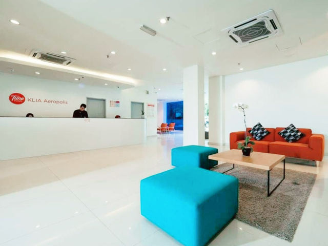 Tune Hotel KLIA Aeropolis: The Go-To Transit Stay in Sepang 🚀✨ Tune Hotel KLIA Aeropolis: The Go-To Transit Stay in Sepang 🚀✨