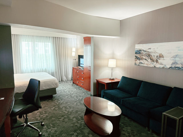 【オレンジカウンティ】広々快適！Courtyard Santa Ana宿泊記＆トレジョ散策🍊 評価: ⭐⭐⭐⭐⭐ 