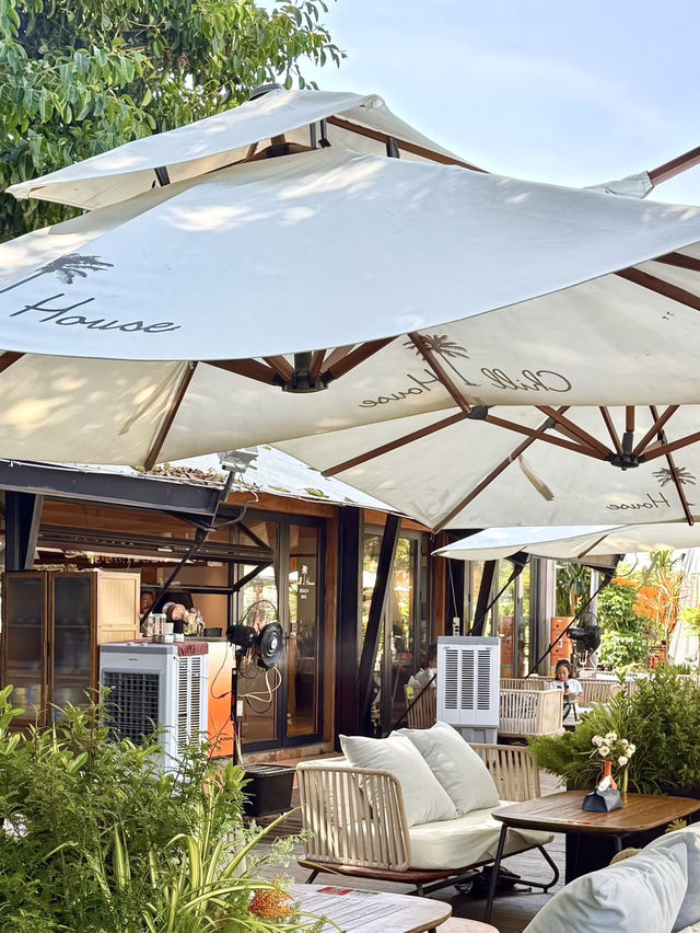 珠海的超浪漫海景餐廳💕（Chill House萃嵐）踏入了愛麗絲夢幻仙境