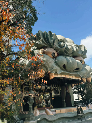 ナンバ八阪神社