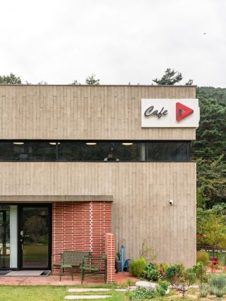 ร้านคาเฟ่ดนตรีและหนังสือแนะนำในเมืองอุลซานและอุลจู