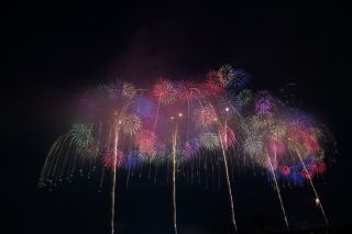 Rebirth and Prayers Blooming by the Shinano River: The Nagaoka Fireworks.