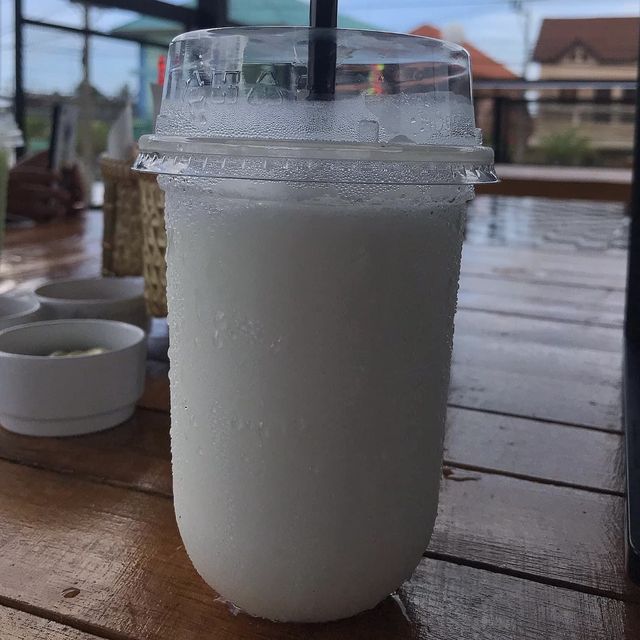 “JJ cafe เตอลูแบ” คาเฟ่นี้สวย