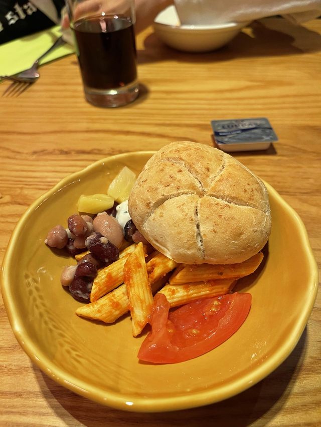英國連鎖餐廳推介 | 免費沙律吧