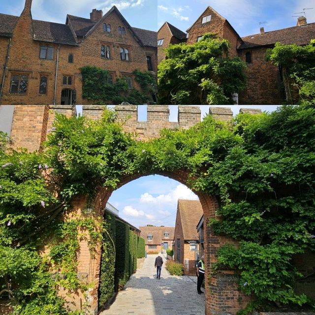 Lara Croft's Manor