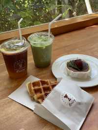 Molley coffee stand  คาเฟ่หัวหินแสนน่ารัก 🤎