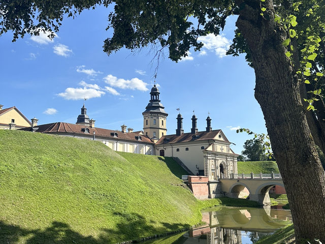 Hidden gems near Minsk: Mir and Nesvizh Castles