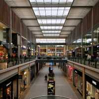 Oxford’s Retail Treasures: Exploring Markets and Malls
