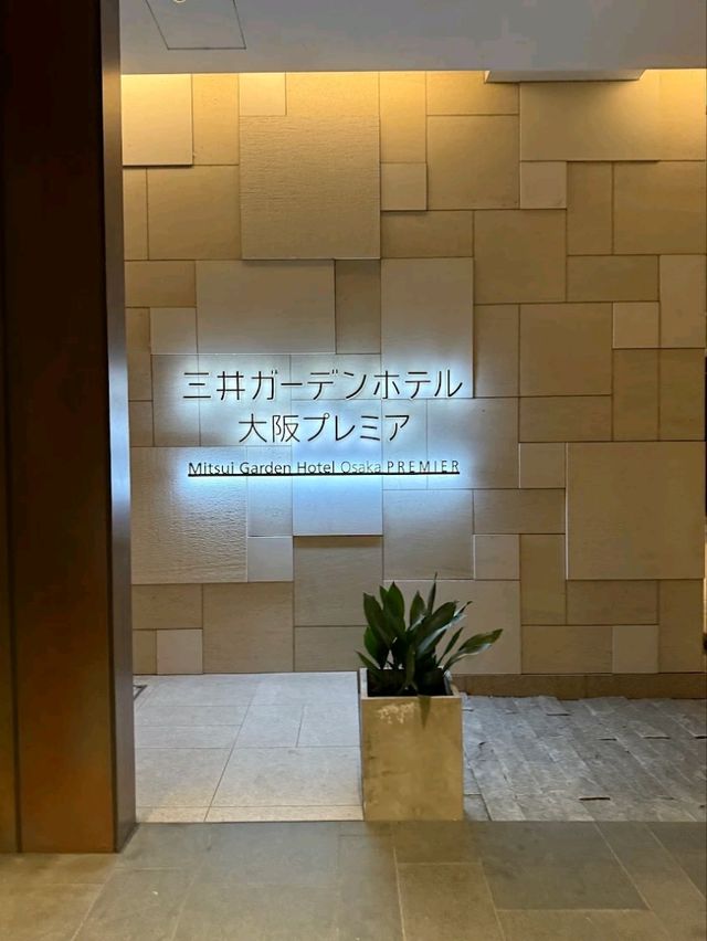 “Riverside Retreat & Onsen Oasis in Central Osaka”