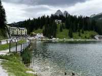 米蘇裡納湖畔的Grand Hotel Misurina住三晚