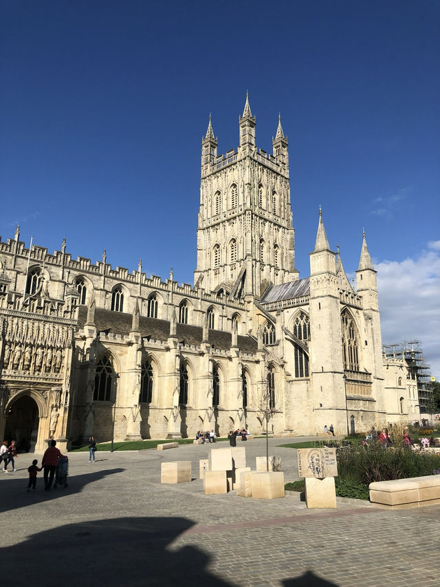 Glorious Gloucester, Step Back In Time In At This Iconic British City. 