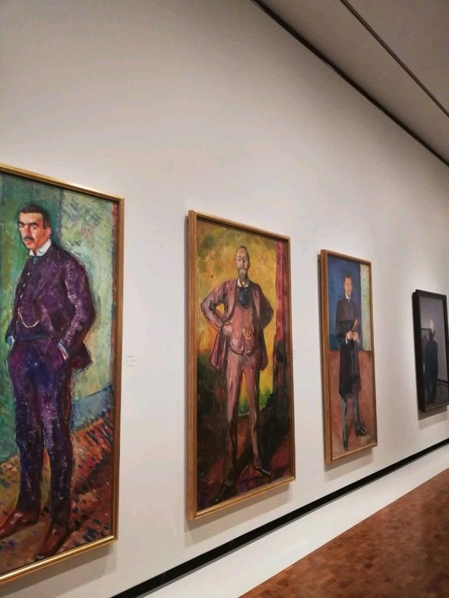 🎨 Oslo's Artistic Treasures: Top Museums & Iconic Paintings 🖼️