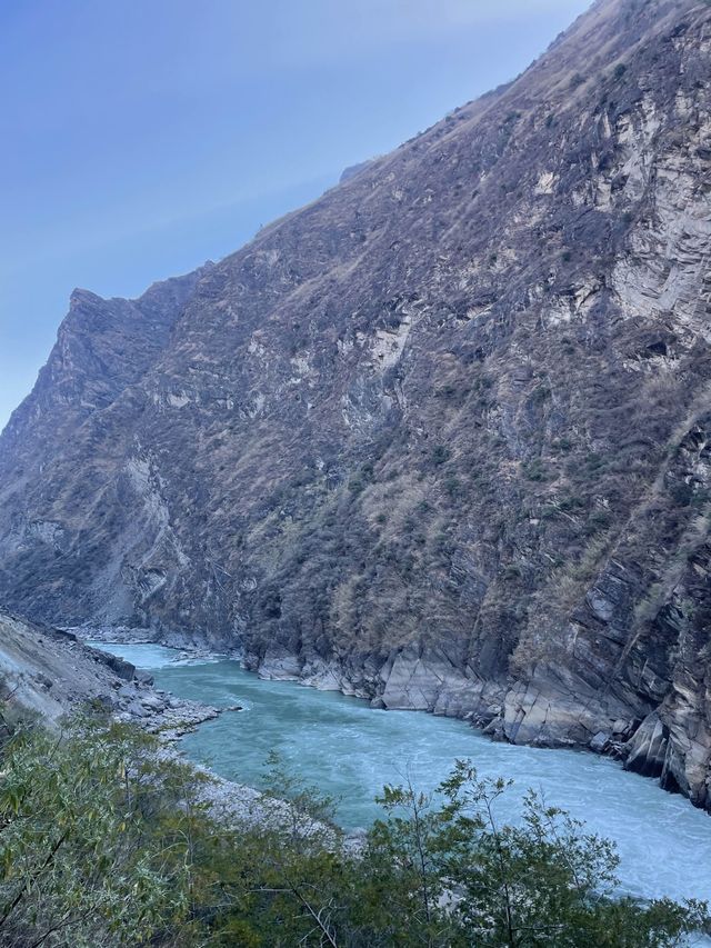 Tiger Leaping Gorge, Lijiang, Yunnan🍃🌿 Tiger Leaping Gorge, Lijiang, Yunnan🍃🌿