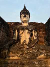 Learn about Thailand's Sukhothai Historical Park and Thailand's first dynasty here.