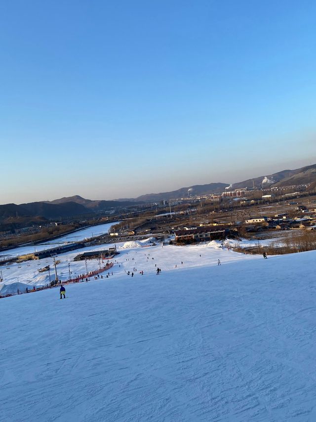 遼陽周邊滑雪地推薦既能滑雪又能泡溫泉也太棒了吧