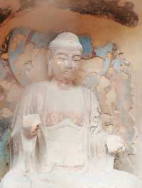 甘肅天水麥積山石窟藝術瑰寶