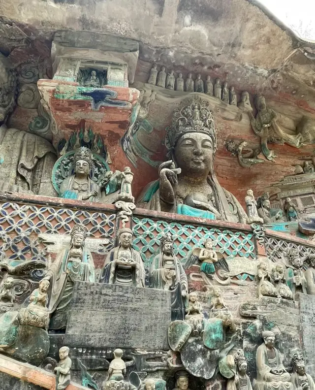 Chongqing | Dazu Rock Carvings One-Day Tour Walking Guide