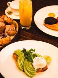 🌟✨ Leeds Luxe Life: Dakota's Dazzling Stay! ✨🌟