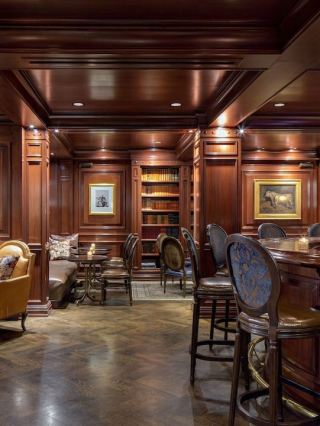 🌟 Grand Rapids Getaway: Amway Grand Plaza's Historic Charm ✨