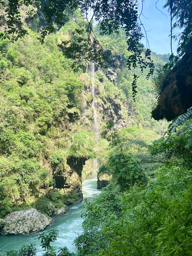 地球上最美麗的疤痕-興義馬嶺河峽谷