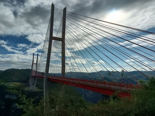 六廣河特大橋