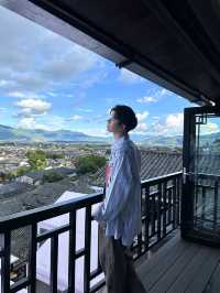 眺望整座麗江古城 可以發呆一整天的地方