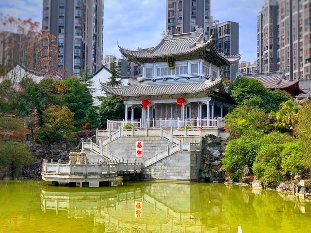 中國第一銀樓，耗費5萬兩白銀建造而成。