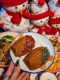 在這家店吃到了聖誕巧克力球！