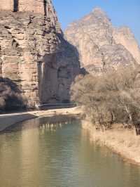 炳靈丹霞，黃河兩岸的丹霞