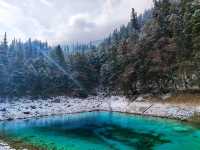 Discover Jiuzhaigou: A Winter’s Tale in China🏔️