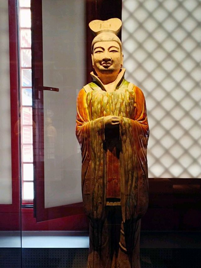 A Cultural Gem by West Lake: The Wonders of Zhejiang Museum