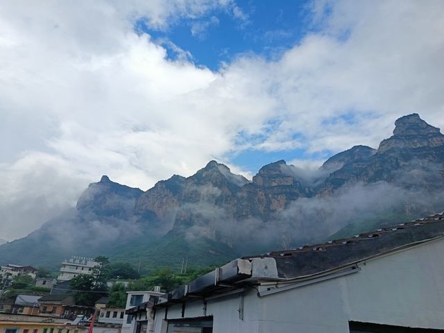 八泉峽畔的詩意棲居 | 山前月下民宿   想在八泉峽沉浸式賞景？來「山前月下」就啱啦！    