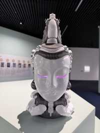 閉關倒計時8天｜大悲世界的賽博朋克未來佛
