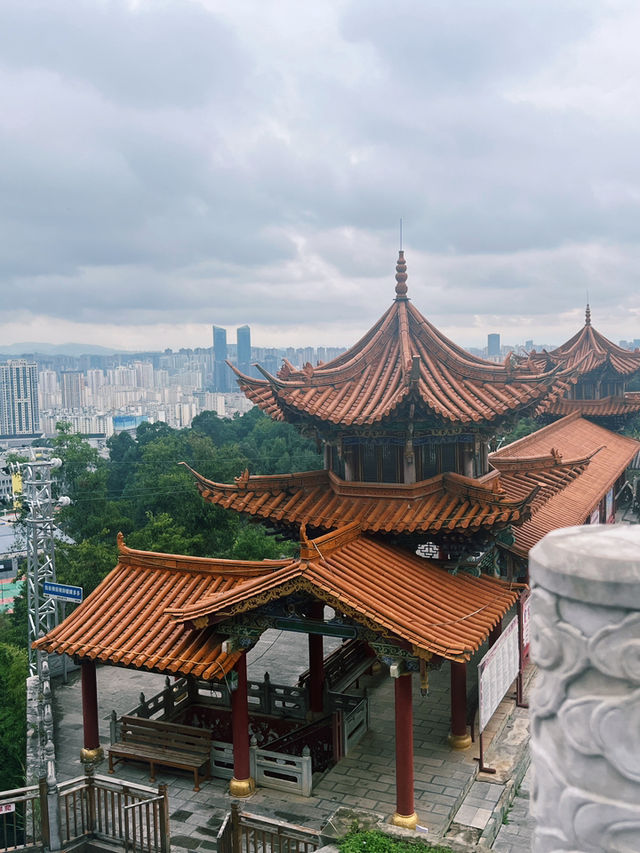 昆明虛寧寺｜聽說是昆明最好吃的齋飯！